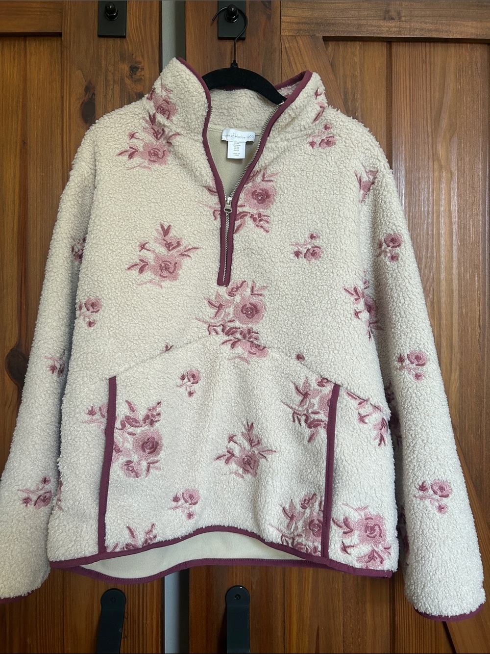 NWOT House of Harlow 1960 Cream Sherpa Half-Zip with Floral EMBROIDERED